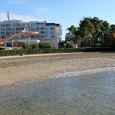 Family Friendly With A Swimming Pool - 17553 Apartment Zadar
