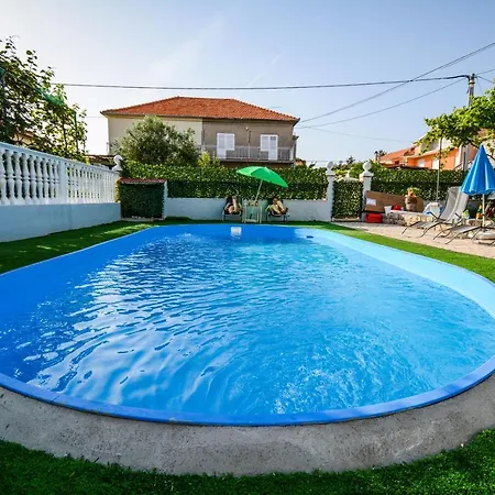 Apartment Family Friendly With A Swimming Pool - 17553 Zadar