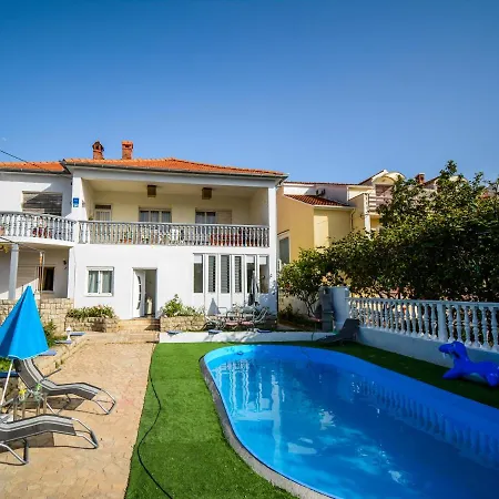Family Friendly With A Swimming Pool - 17553 Apartment Zadar